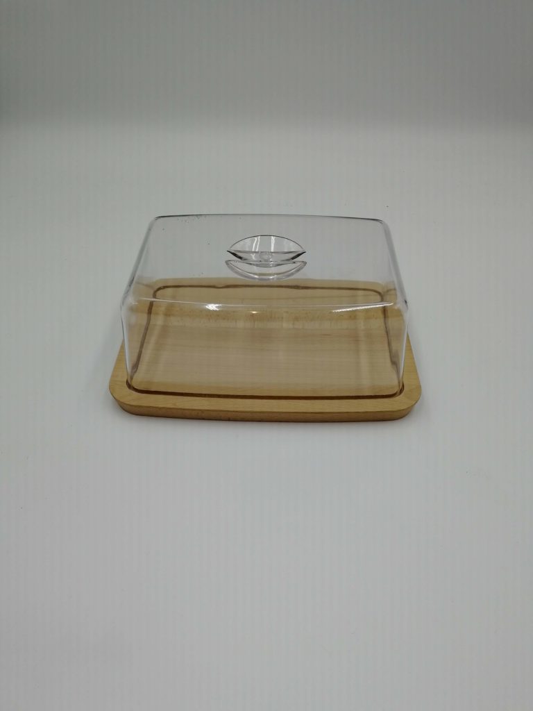 Belle cloche à fromages pour garder toute la fraîcheur à vos fromages et éviter les odeurs dans le réfrigérateur.
Robuste et pratique.
Vous pouvez également la mettre directement sur la table pour recevoir vos invités.