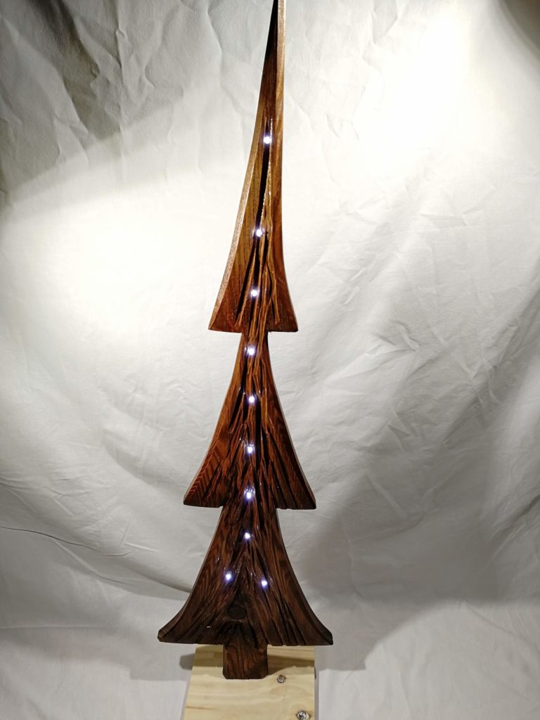 ARBRE POINTU LEDS
