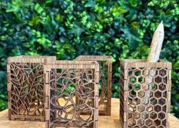 Porte-crayon / Photophore bougie en chêne – 4 motifs