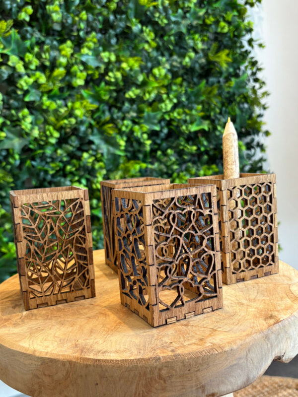 Porte-crayon / Photophore bougie en chêne – 4 motifs – Image 2